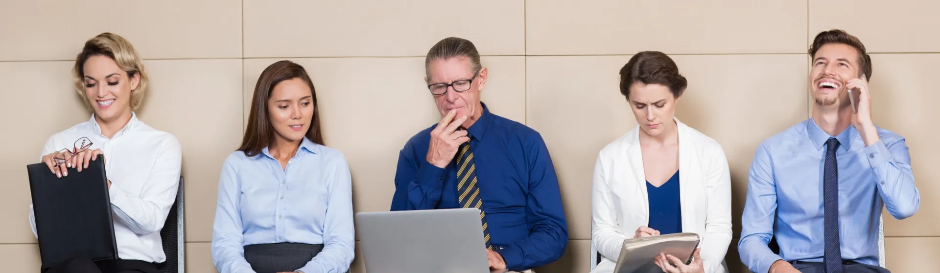 Рабочий цеха убоя птицы